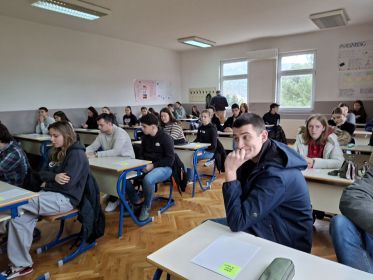 IMG-64492e6e9646636824533cf18d91c5cb-V